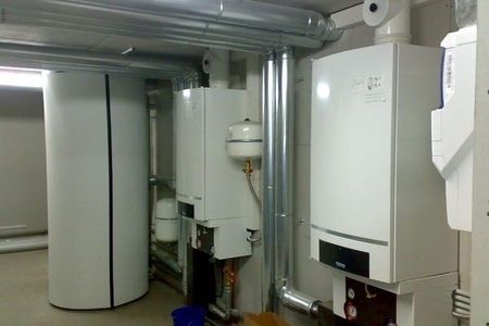 Luft-Wasserwärmepumpe an der Carl-Ludwig-Jessen Schule